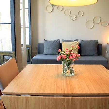 City Center Garden Apartment